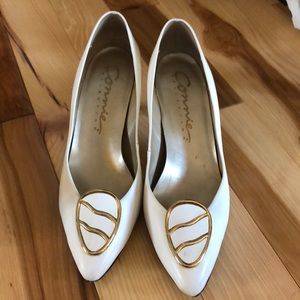 7 M Connie Collection professional shoe.